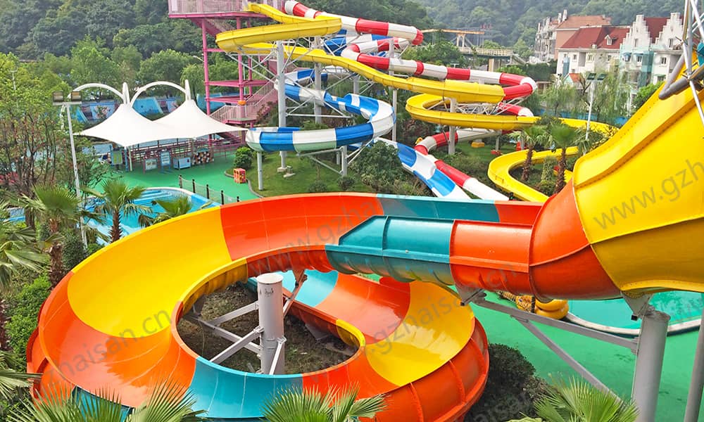 浙江杭州浪浪浪水公园大喇叭、螺旋滑道